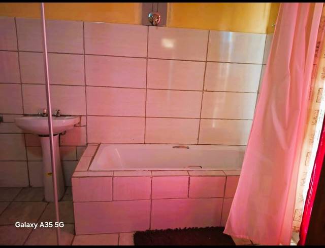 2 BEDROOM HOUSE FOR SALE IN MANKWENG